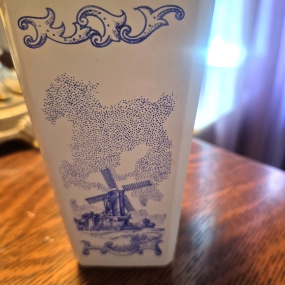 Vintage Vandermint Glass Liquor Bottle Delft Blue Windmills on White 11" Empty - Picture 3 of 9